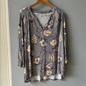 Maurices Gray Floral V-Neck Blouse